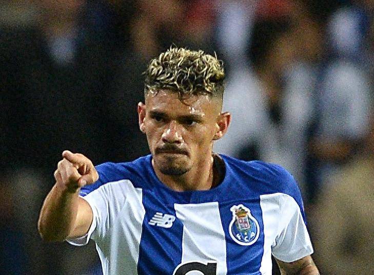 jiuyou-葡超今夜再迎强敌，莱比锡回应争议，主帅态度——压力陡增，资深球员宣示担当的简单介绍