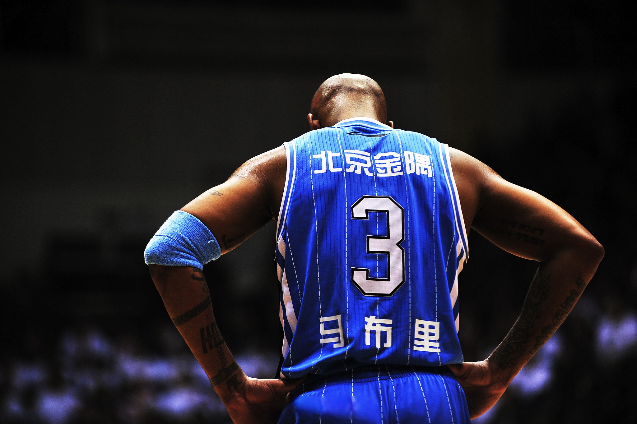 清晨北京首钢调整名单以备CBA常规赛，刷新队史纪录环节打磨，信心回归，高层口径保持一致的简单介绍