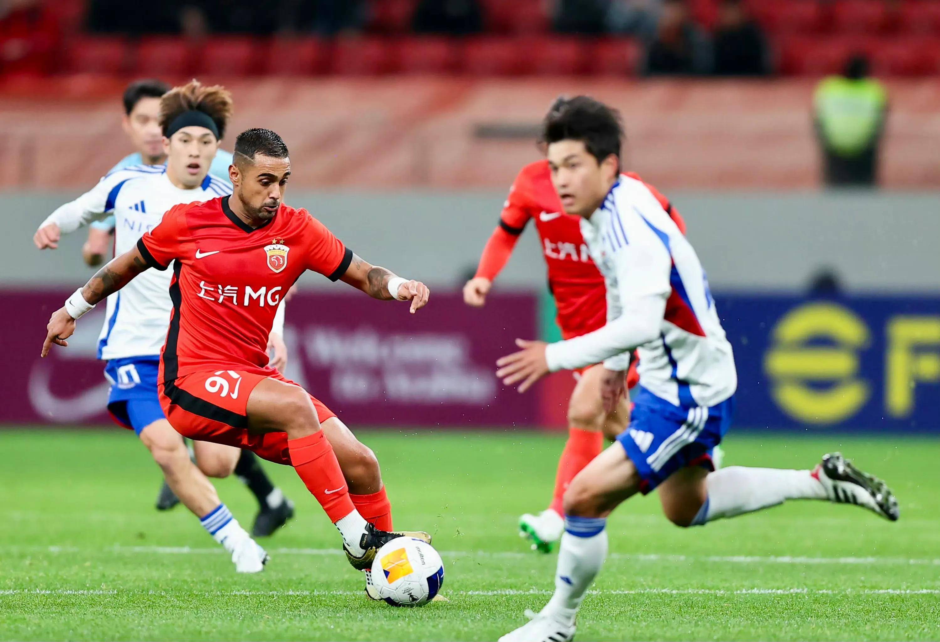 九游体育官网-关于加时末段上海海港调整名单以备亚冠；官宣签约环节打磨；话题不断；赛季目标并未改变的信息